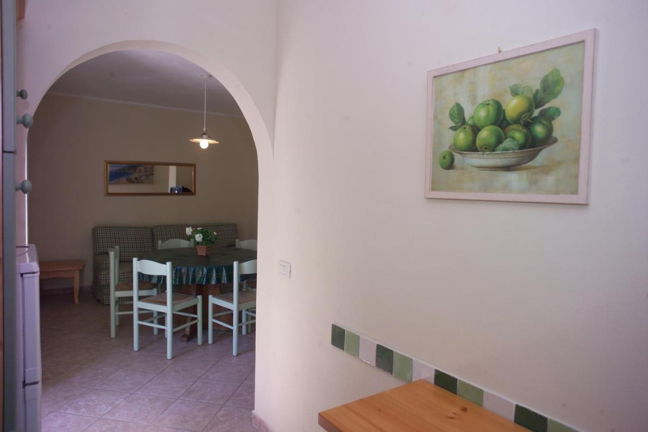 Appartamenti Tallinucci Lacona Exterior foto