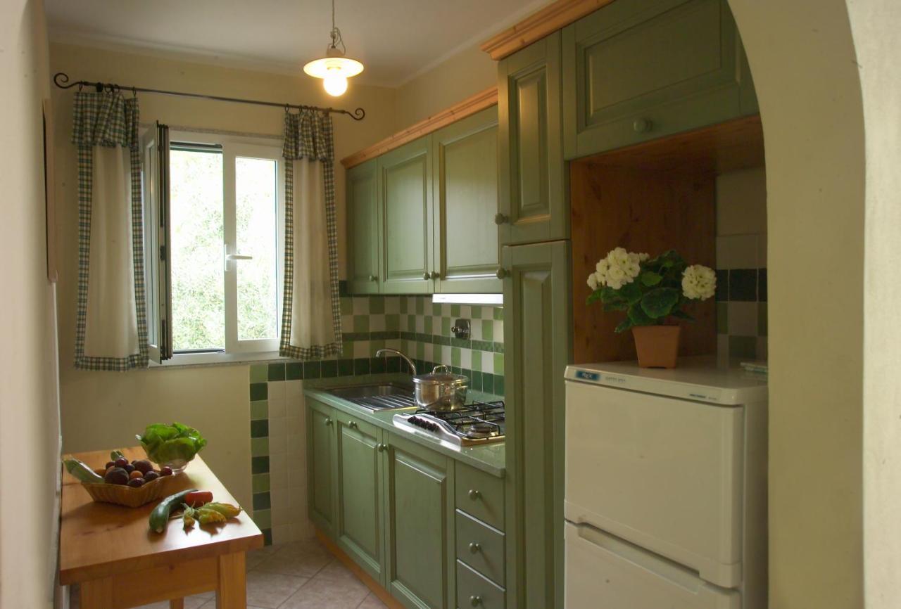 Appartamenti Tallinucci Lacona Exterior foto